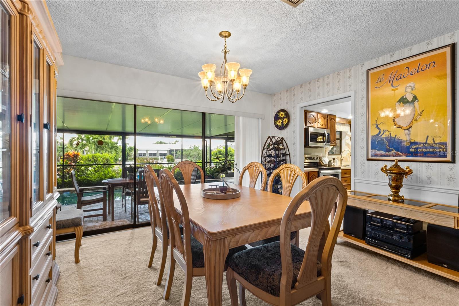 4612 CORAL LAKE DR — photo 8