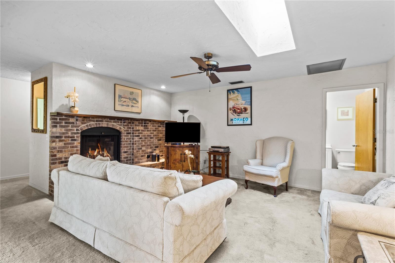 4612 CORAL LAKE DR — photo 14