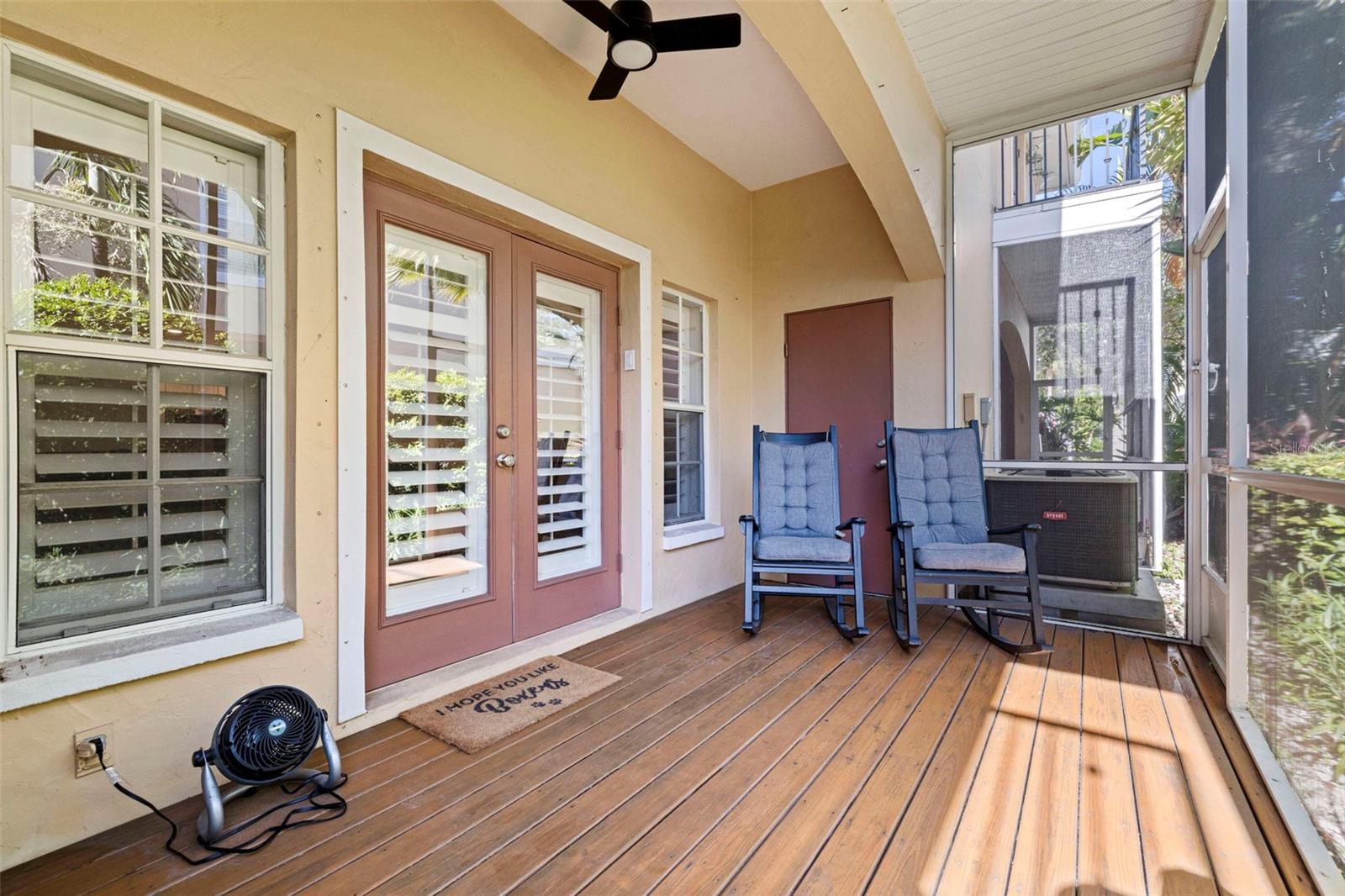 123 VALENCIA CIR — photo 14