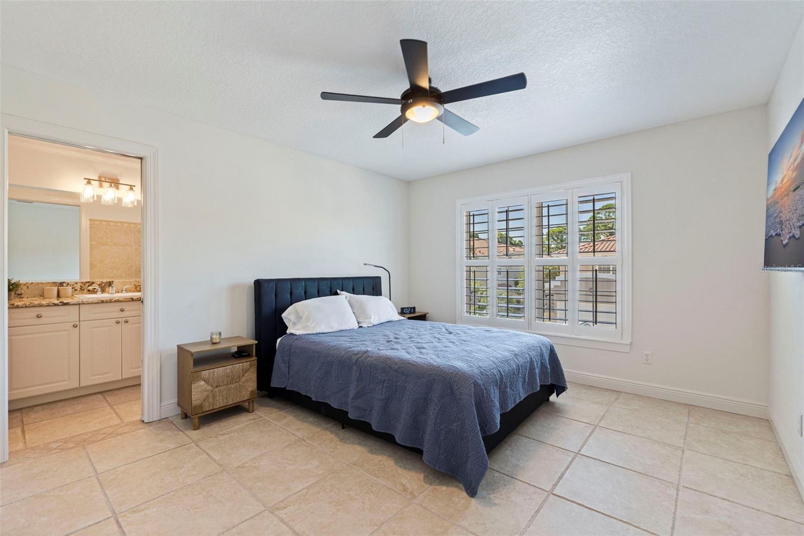 123 VALENCIA CIR — photo 28