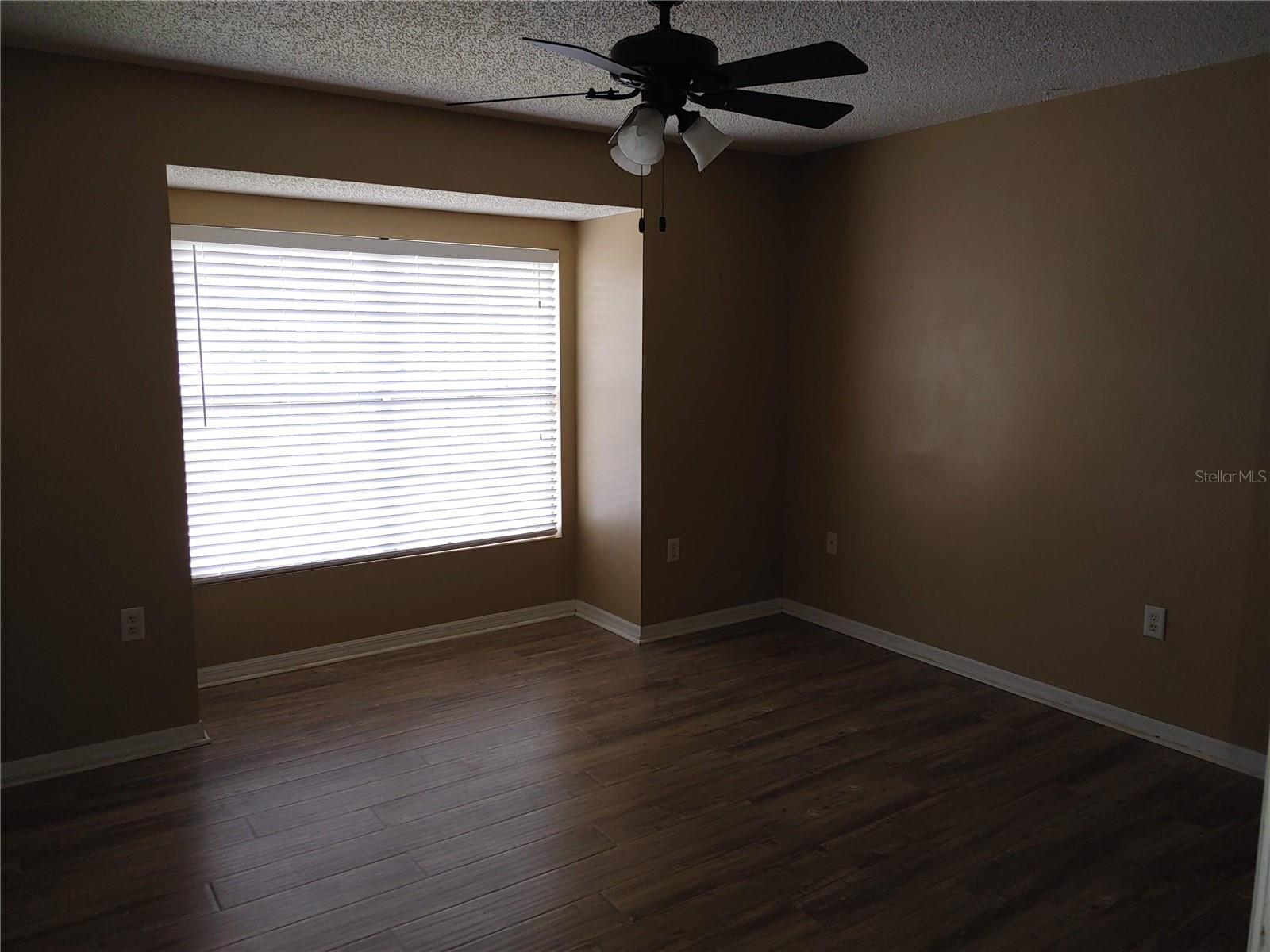 215 LAKE BROOK CIR #201 — photo 5