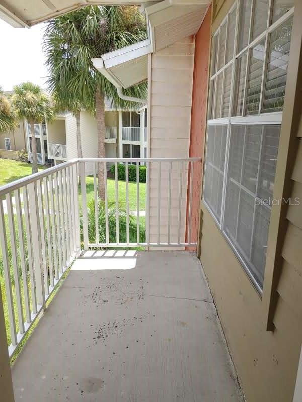 215 LAKE BROOK CIR #201 — photo 10