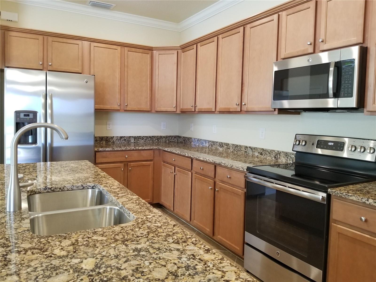 12324 CANAVESE LN — photo 8
