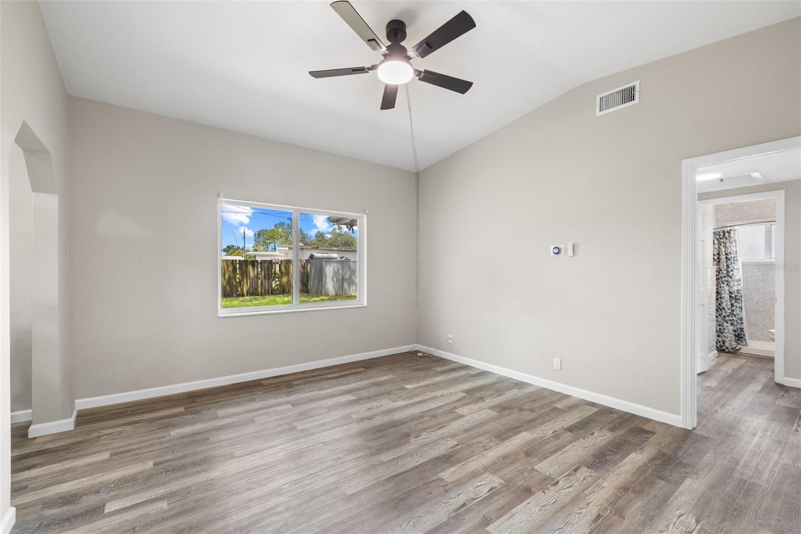 8616 SHIRLEY DR — photo 2