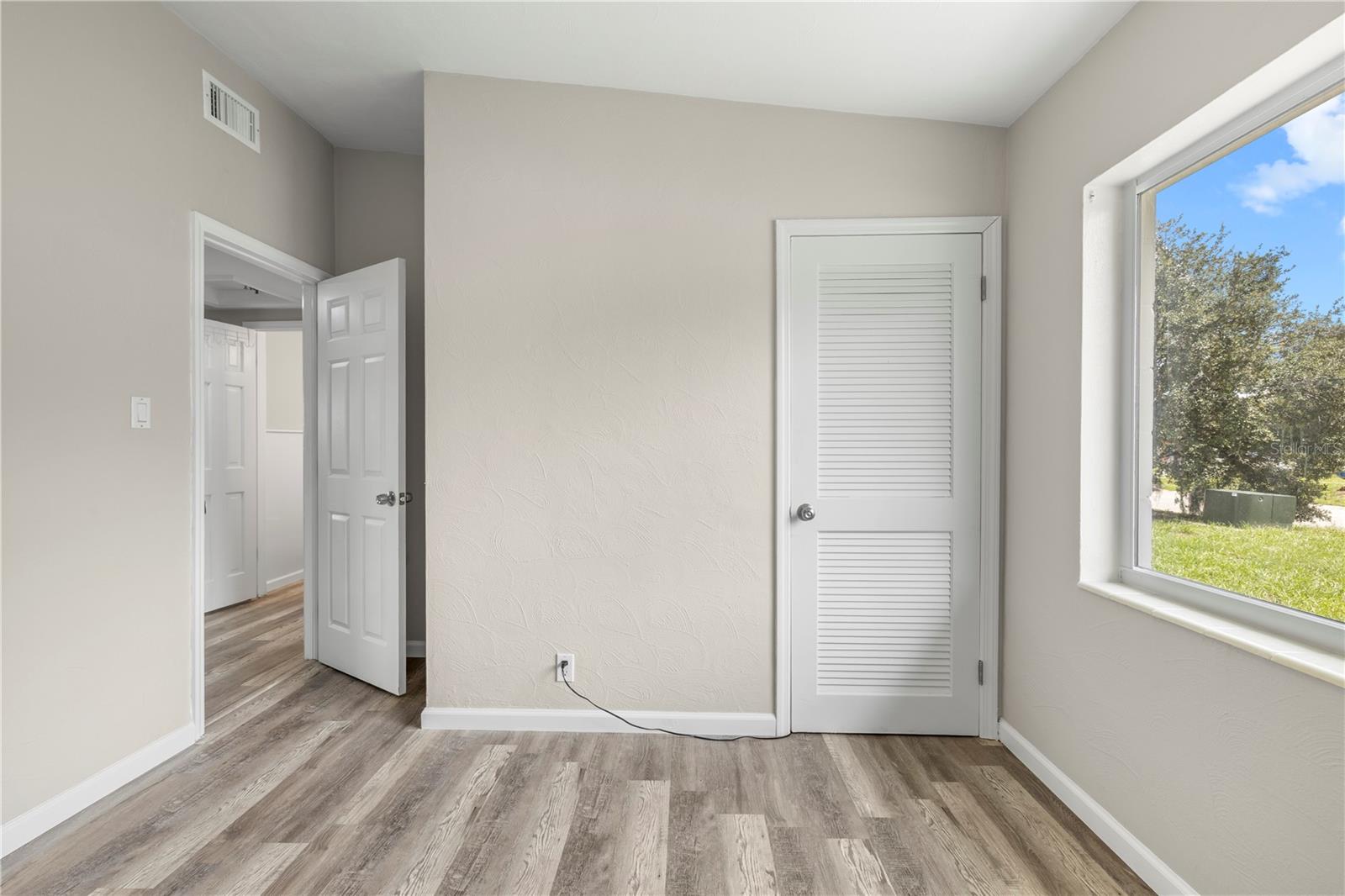 8616 SHIRLEY DR — photo 13
