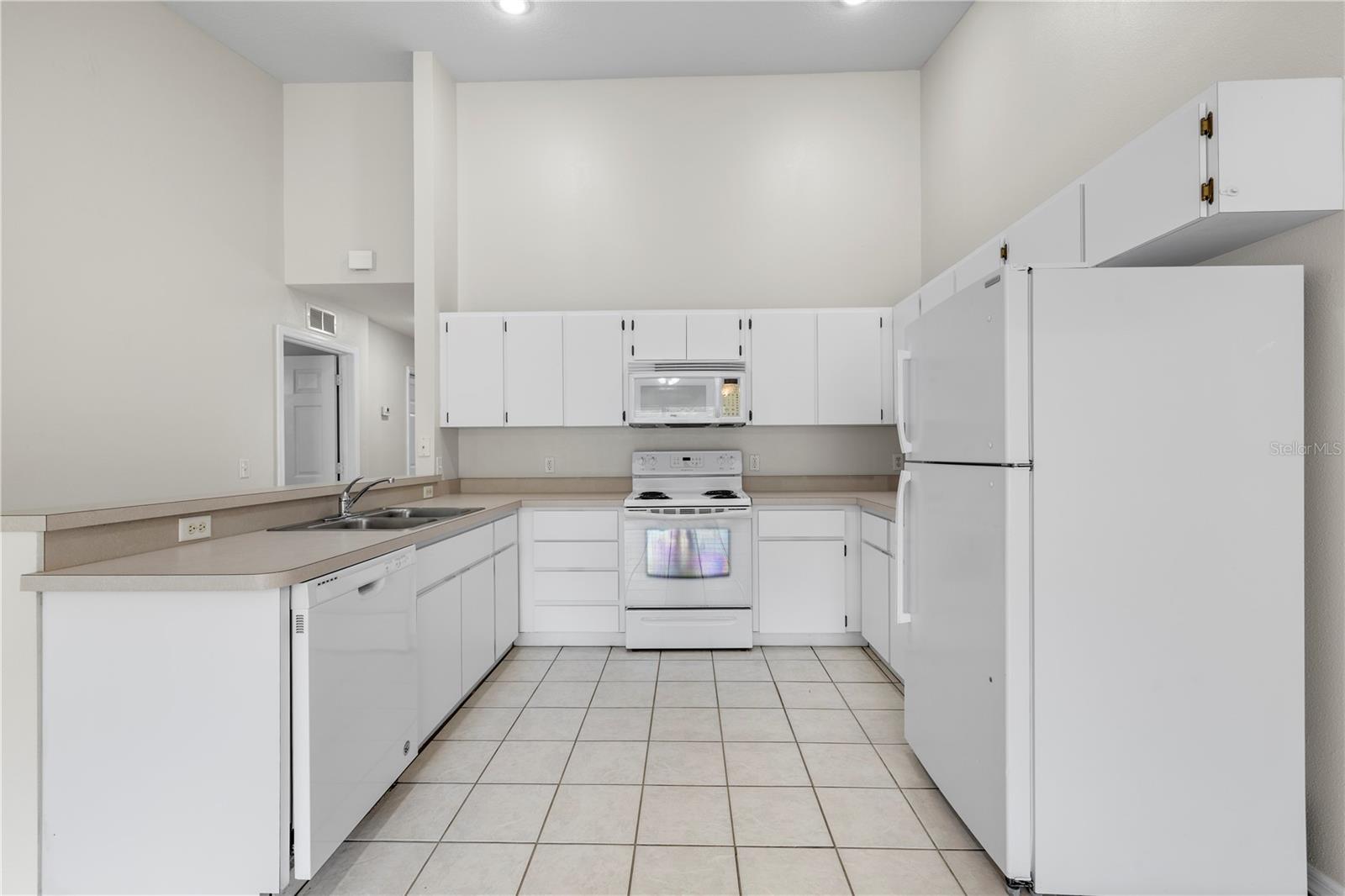 37228 GRASSY HILL LN — photo 10