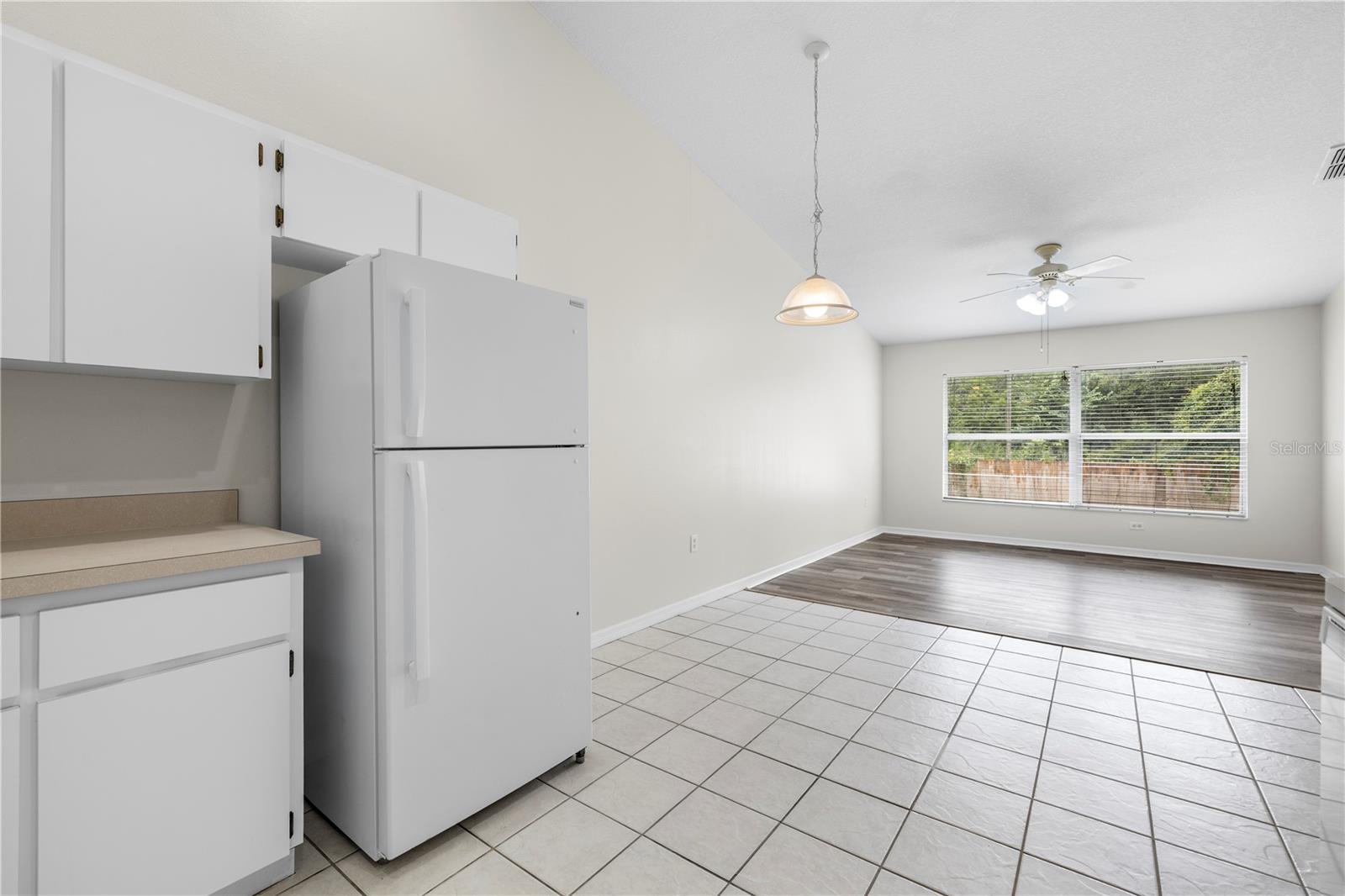 37228 GRASSY HILL LN — photo 8