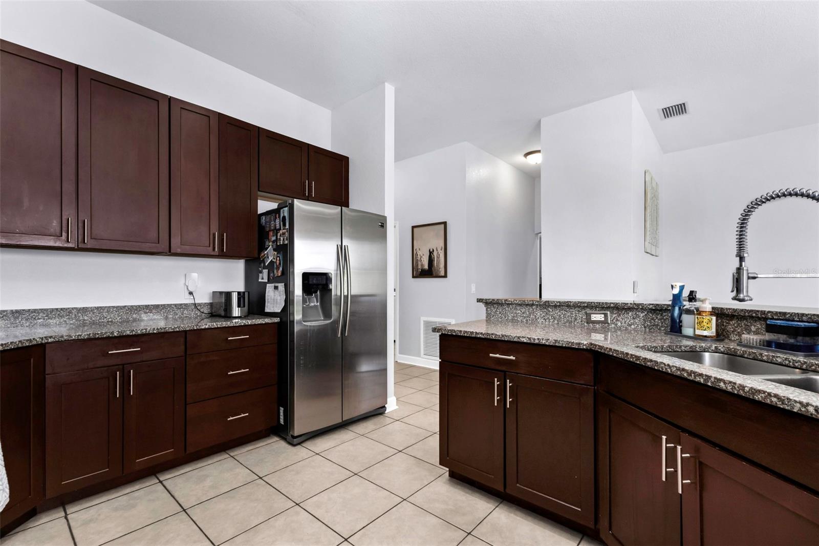2142 SNOVER AVE — photo 18