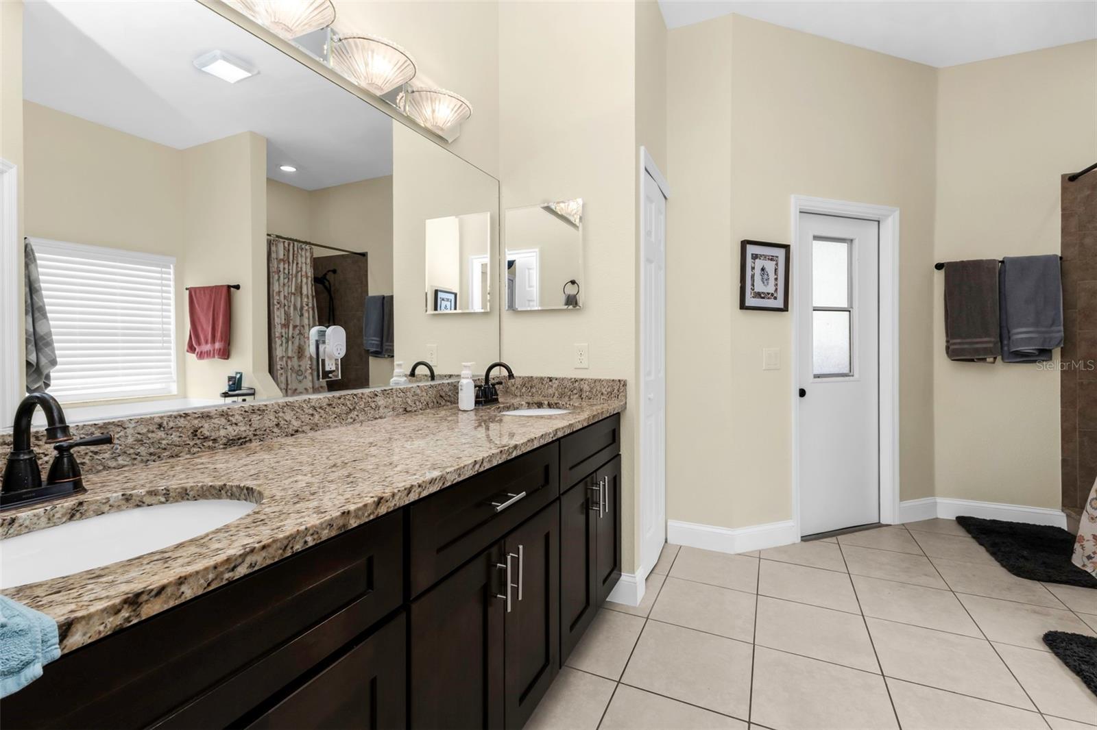 2142 SNOVER AVE — photo 30
