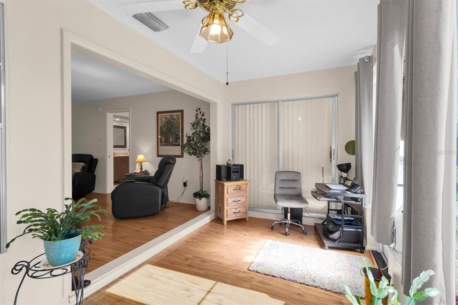 11436 VERSAILLES LN — photo 15