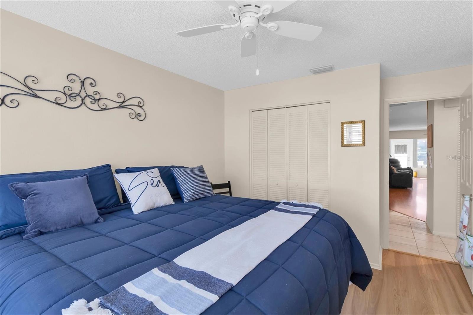 11436 VERSAILLES LN — photo 22