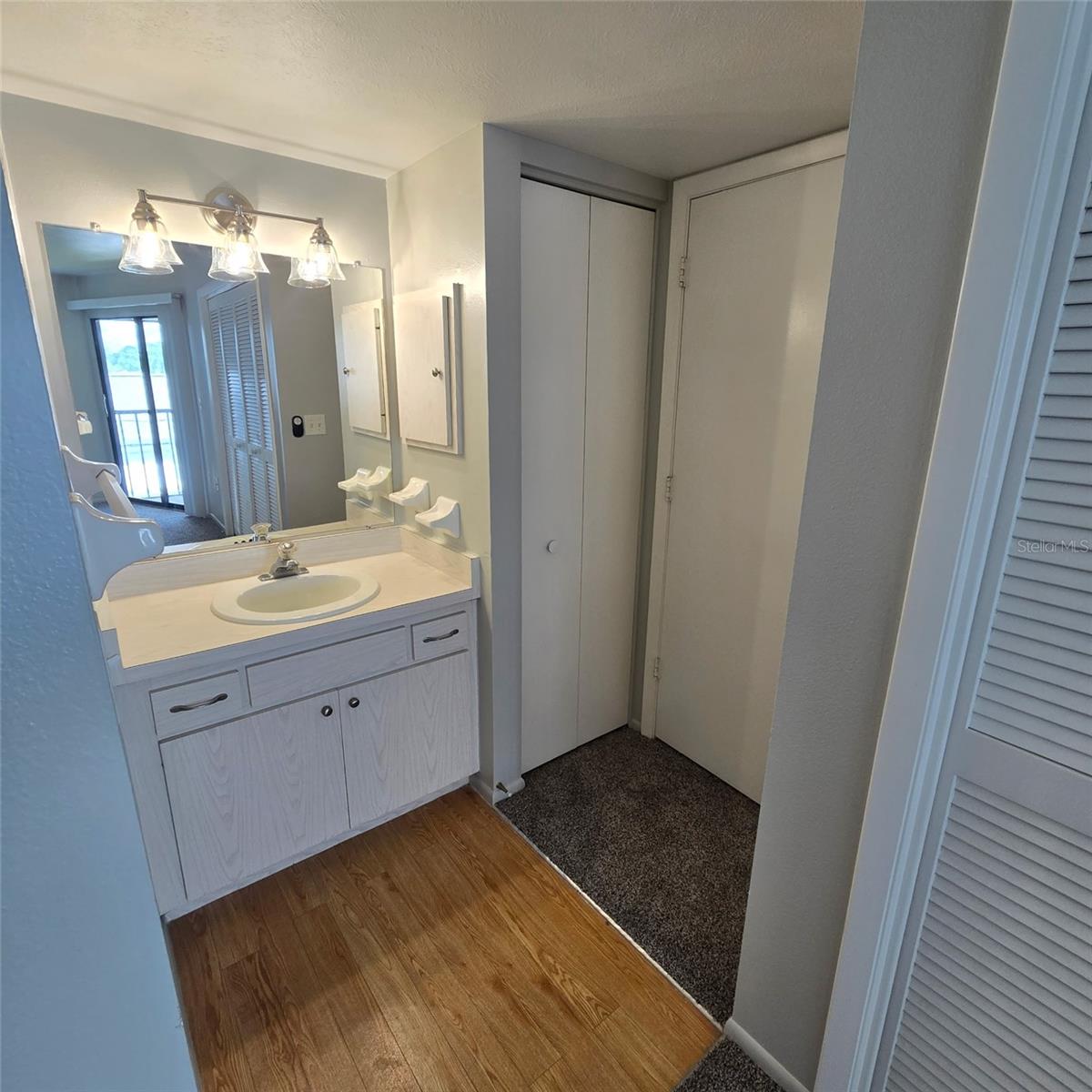 2415 BAYSHORE GARDENS PKWY #7 — photo 19