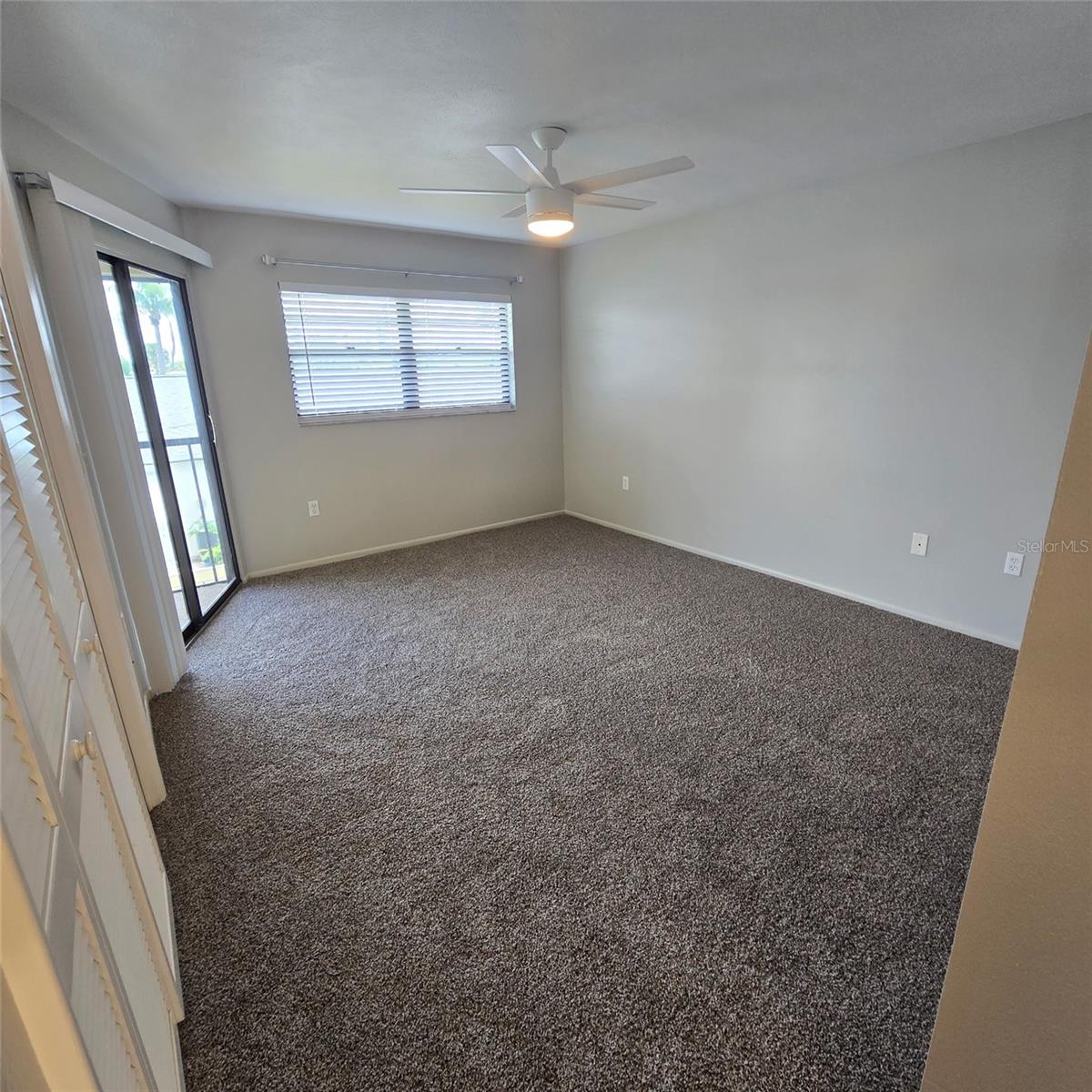 2415 BAYSHORE GARDENS PKWY #7 — photo 24
