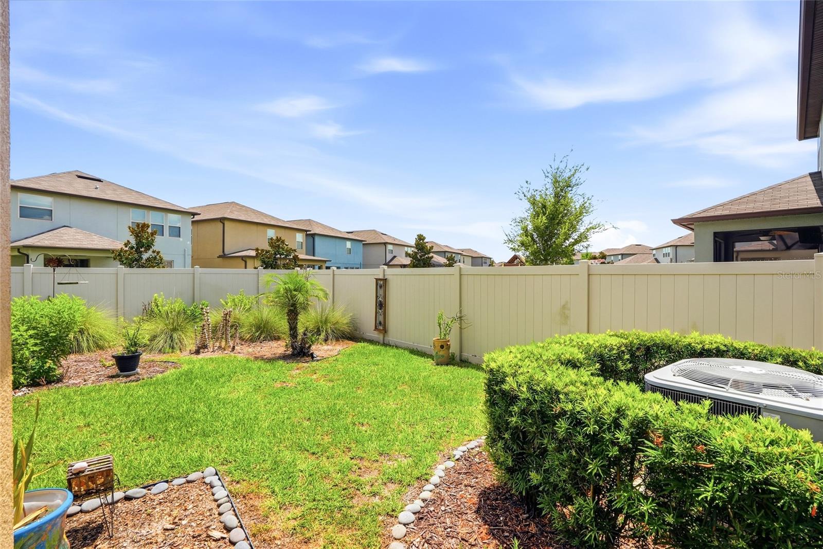8948 FLOURISH DR — photo 33