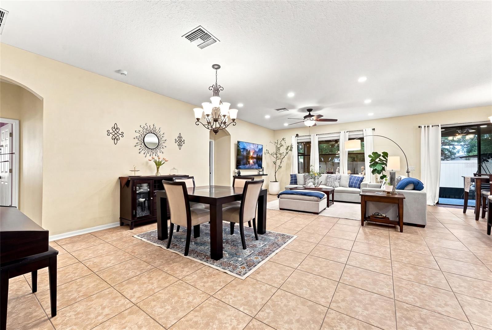 1008 OAKCREST DR — photo 6