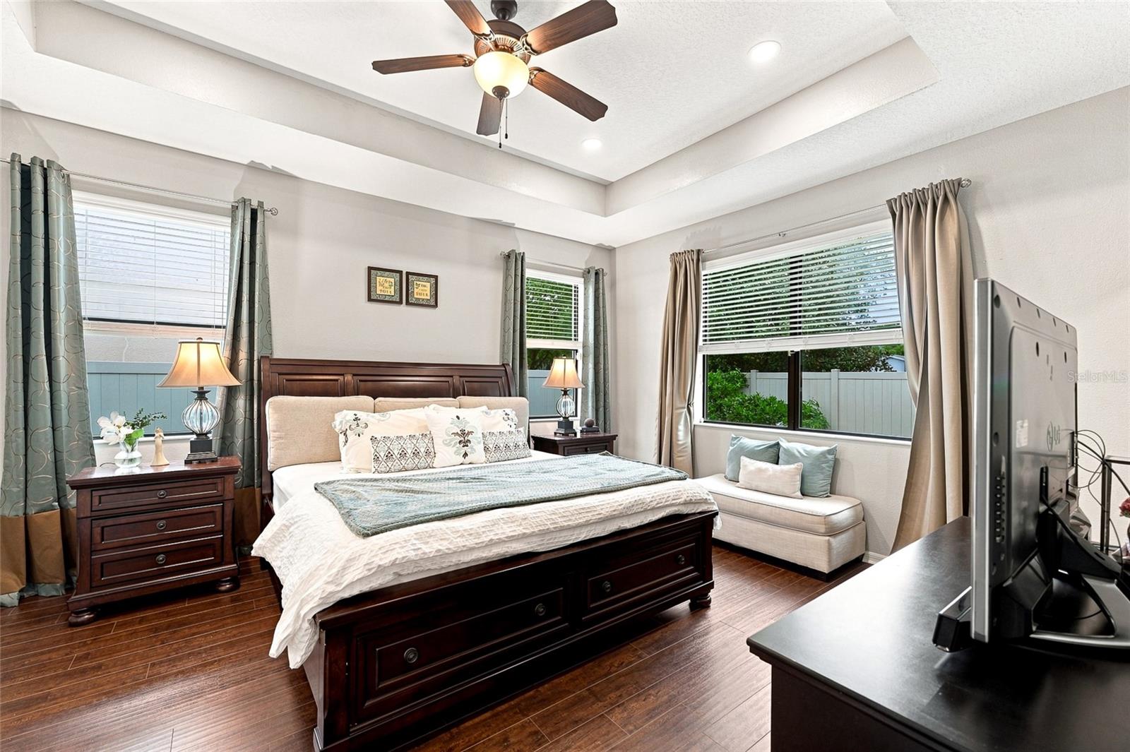 1008 OAKCREST DR — photo 15