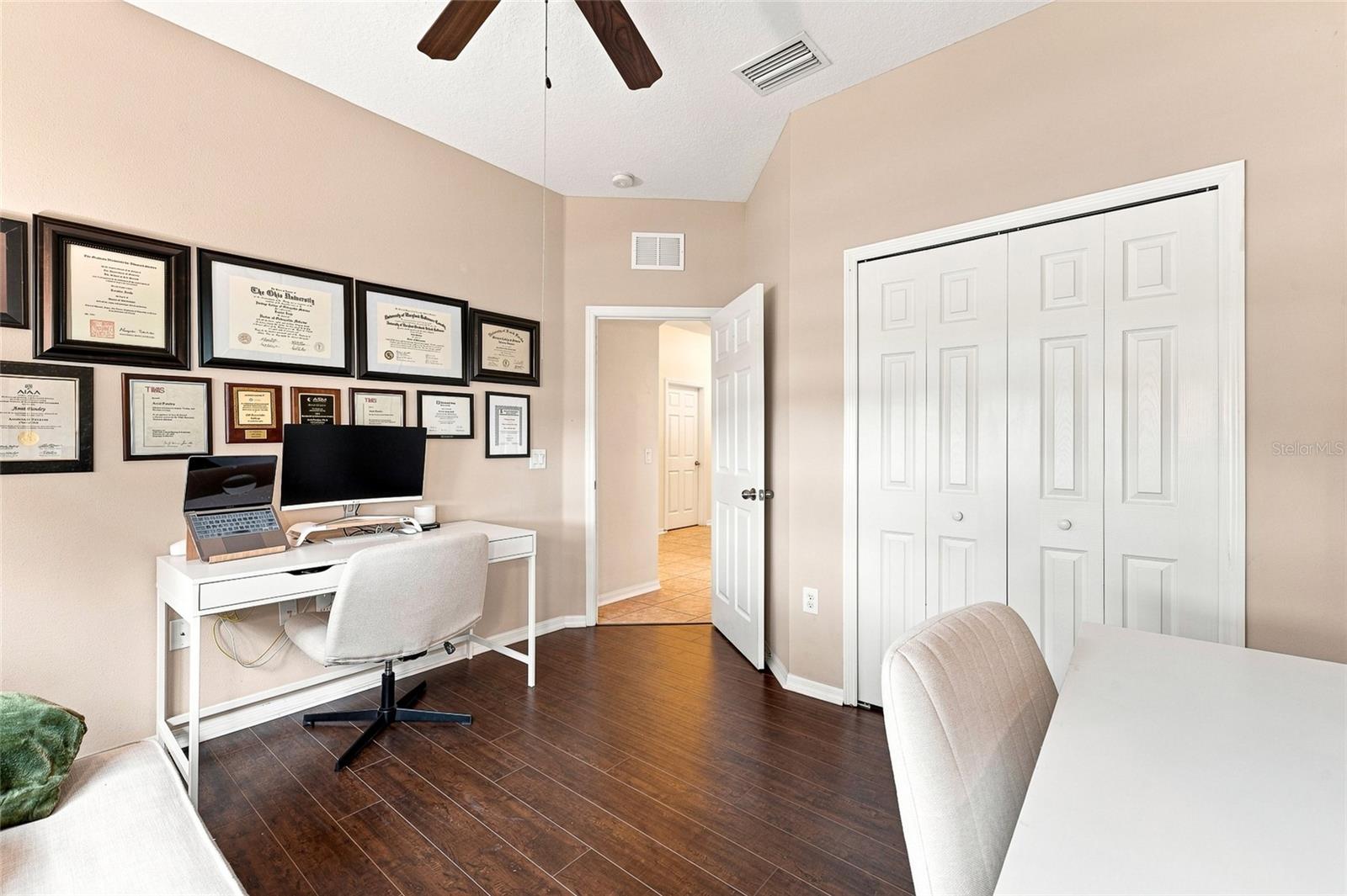 1008 OAKCREST DR — photo 22