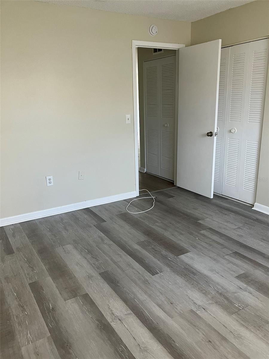 5521 80TH ST N #302 — photo 10