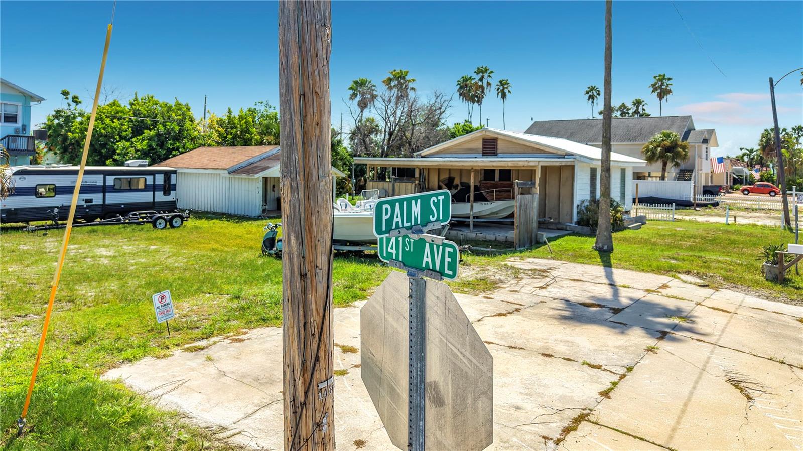 14065 PALM ST — photo 17