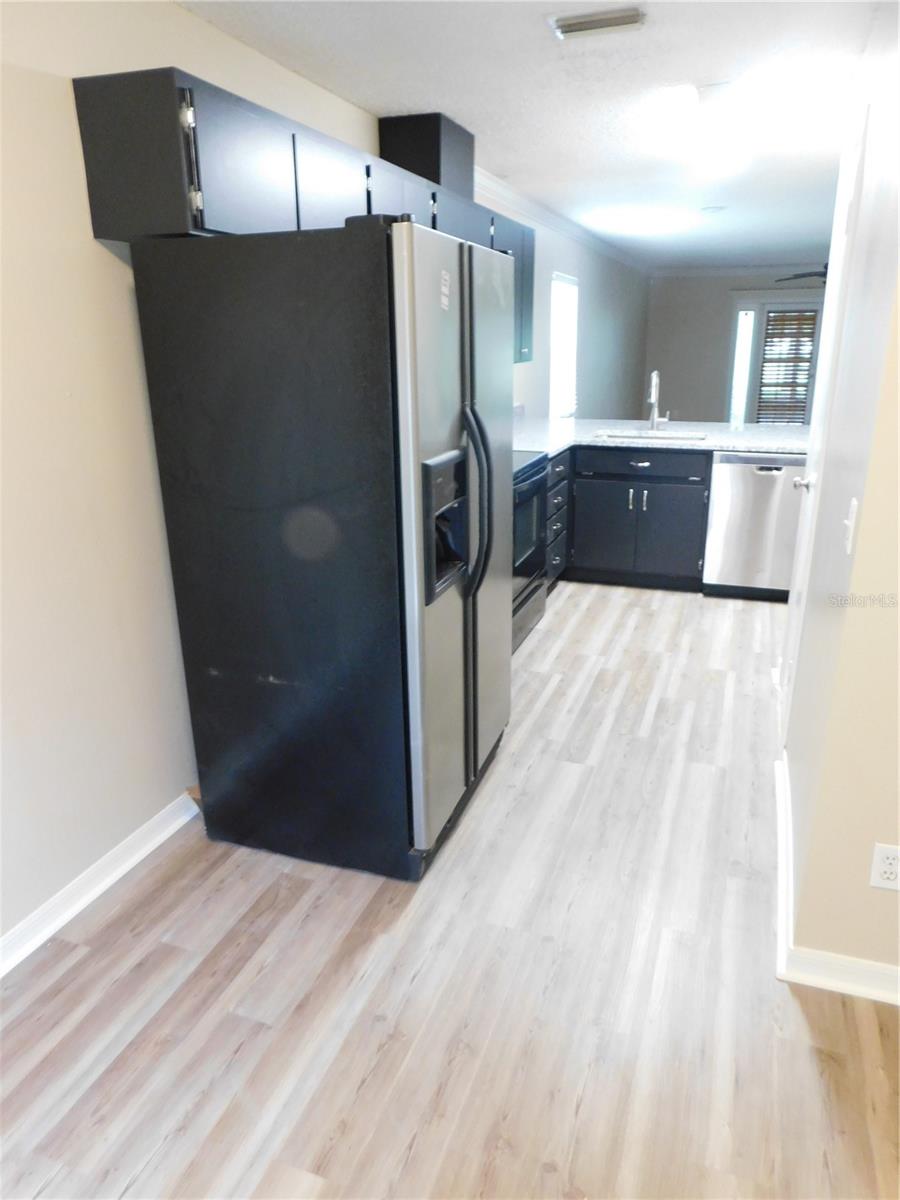 1628 BAKER RD — photo 17