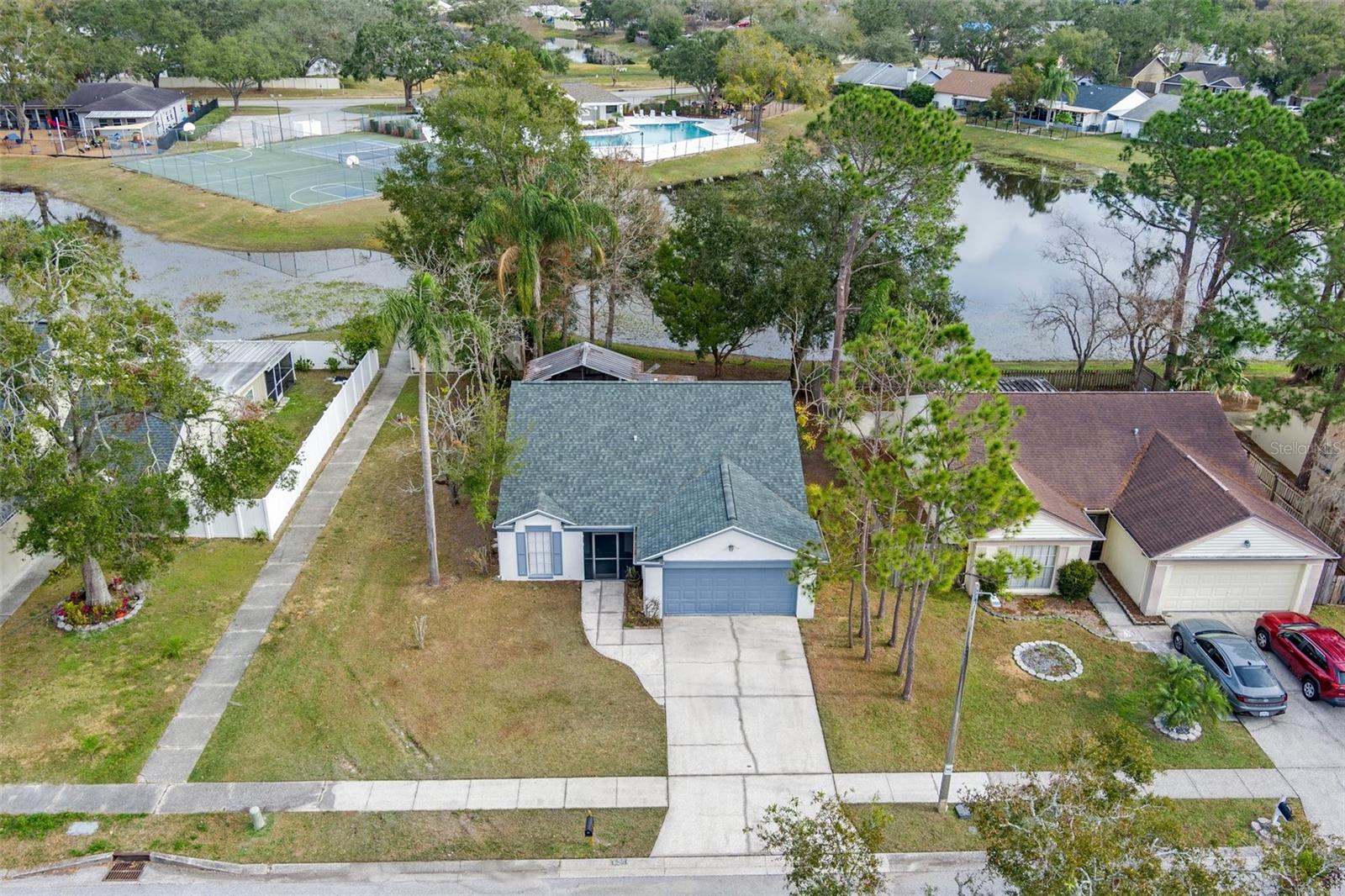 1628 BAKER RD — photo 44