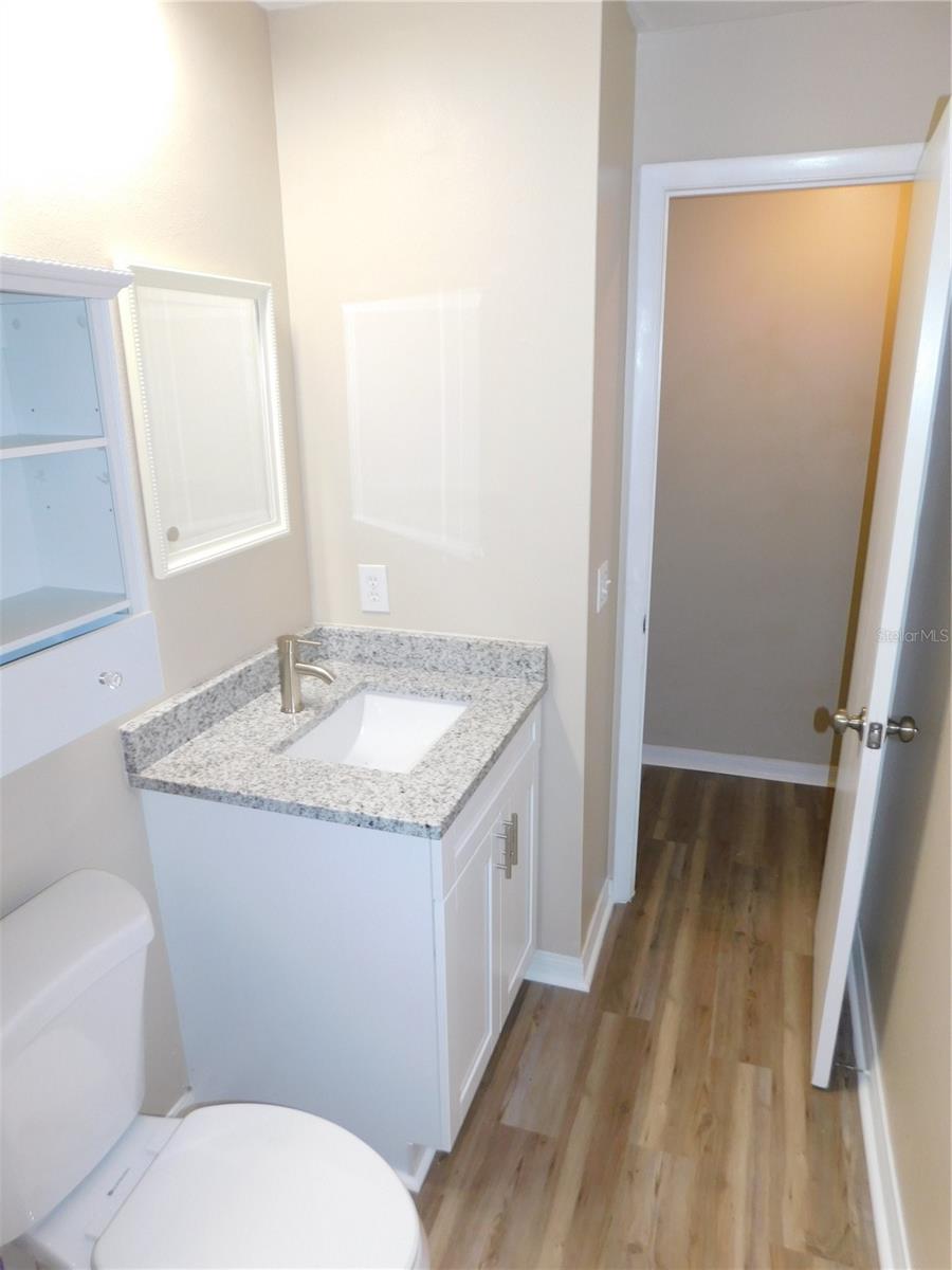 1628 BAKER RD — photo 31
