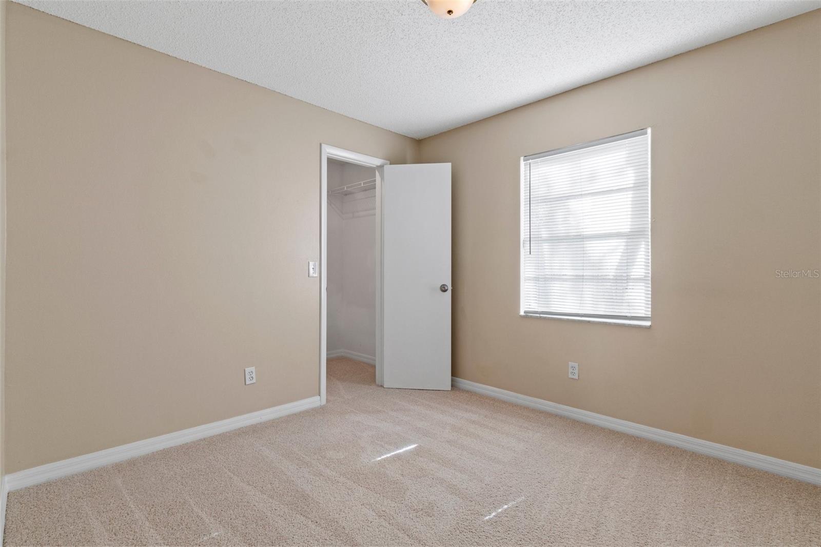 1628 BAKER RD — photo 32