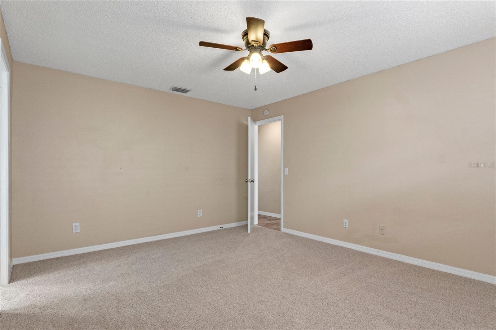 1628 BAKER RD — photo 24