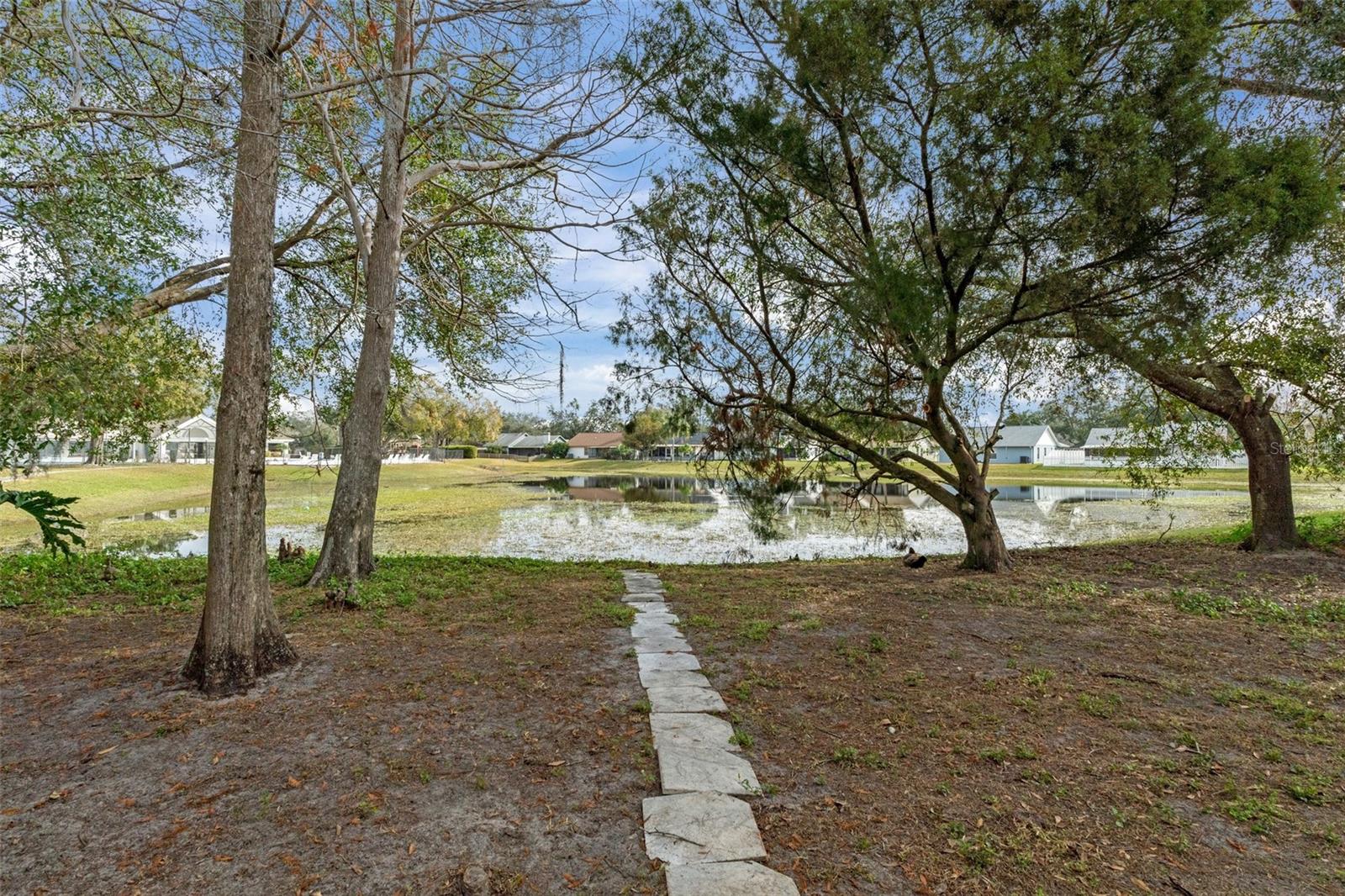 1628 BAKER RD — photo 37