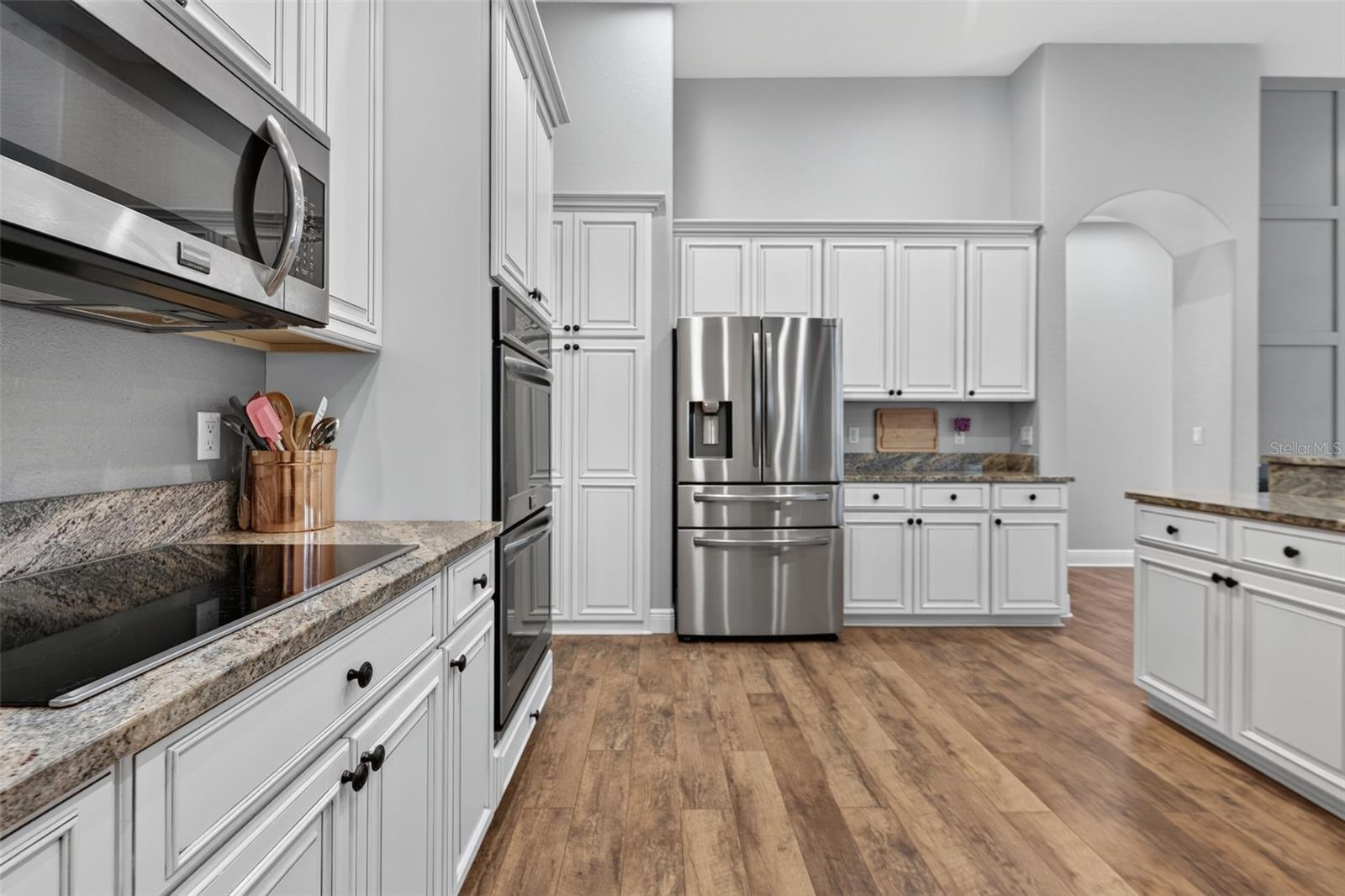2813 HAMPTON PLACE CT — photo 20