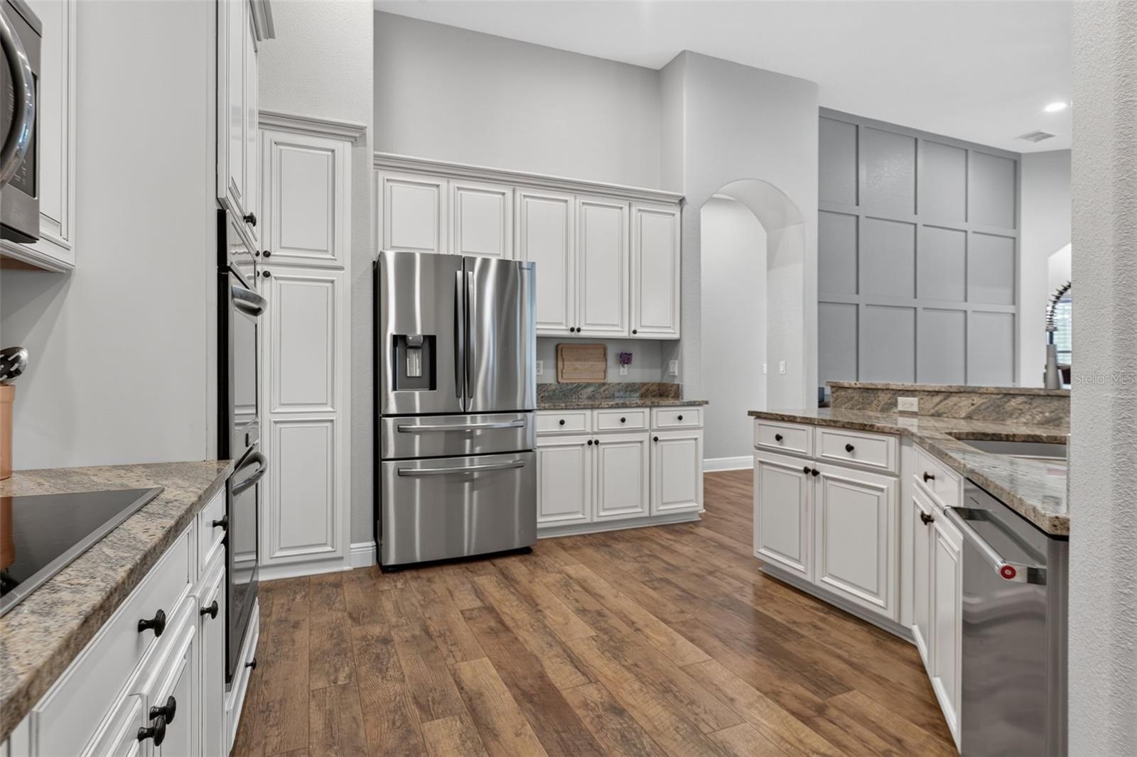 2813 HAMPTON PLACE CT — photo 19