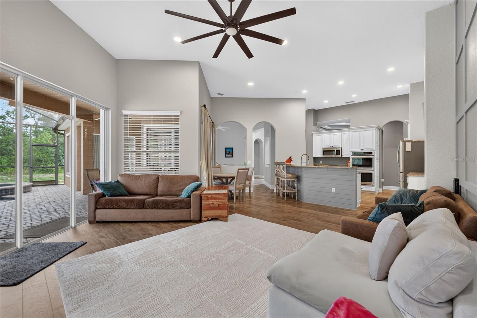 2813 HAMPTON PLACE CT — photo 46