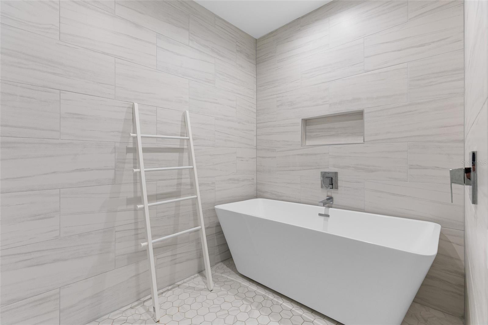 5120 MARINA WAY #9907 — photo 34