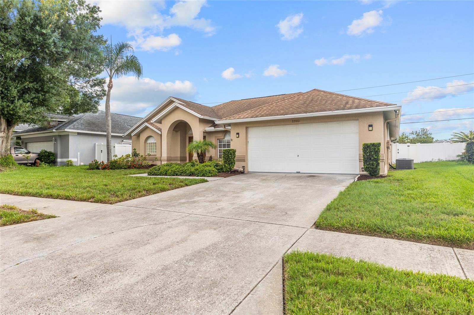 22861 STERLING MANOR LOOP — photo 33
