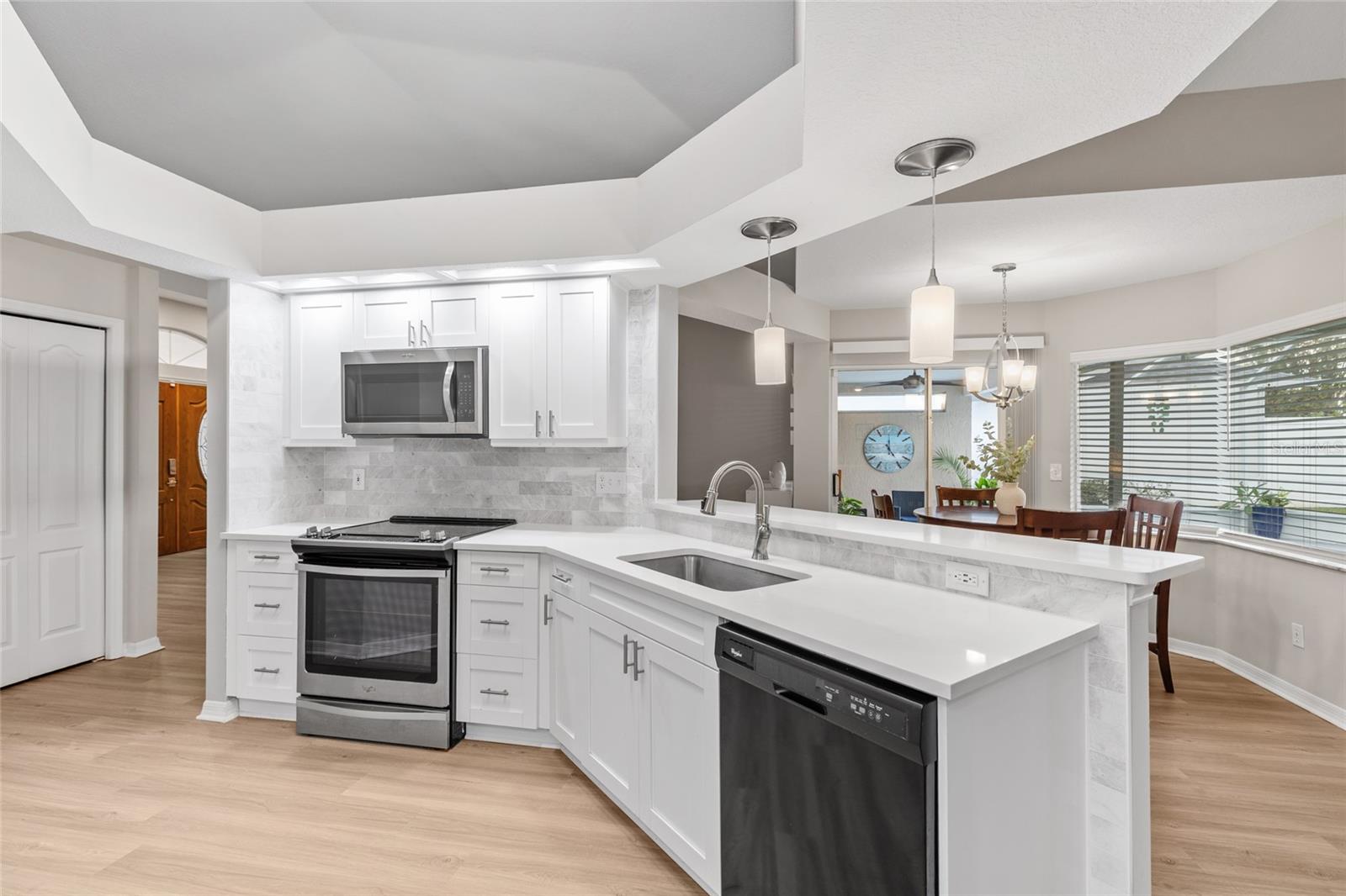 22861 STERLING MANOR LOOP — photo 9