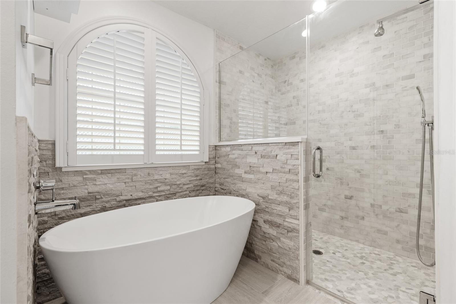 22861 STERLING MANOR LOOP — photo 23