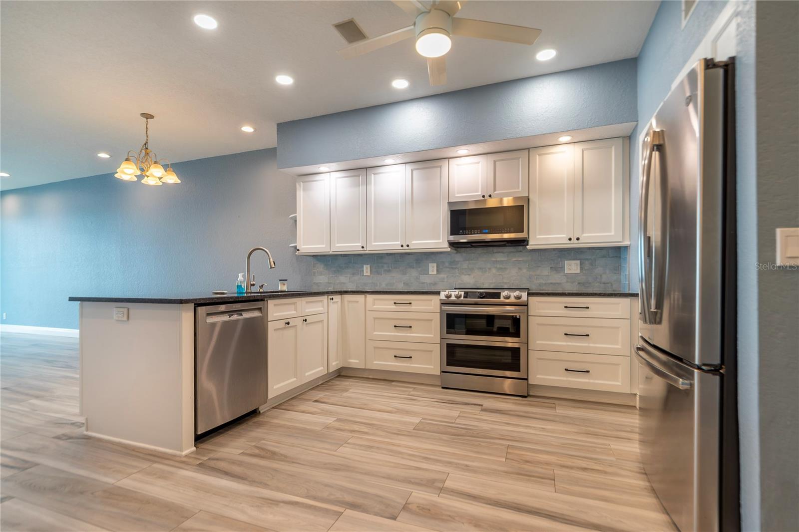 4651 MIRABELLA CT — photo 20