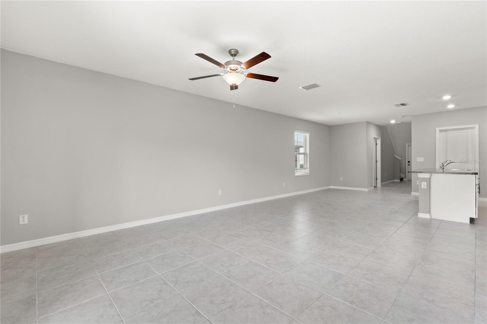 10217 SUMMER KISS AVE — photo 7