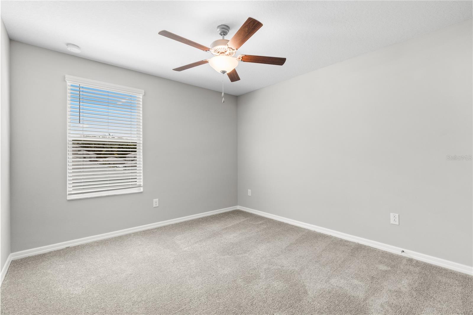 10217 SUMMER KISS AVE — photo 10