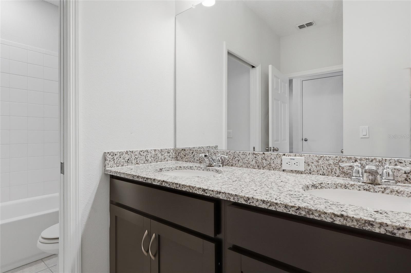 5106 SEA MIST LN — photo 25