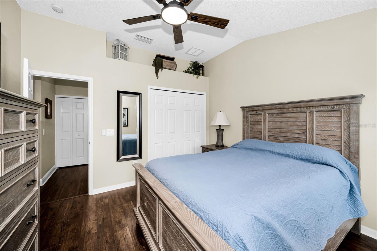1553 ARLINGTON OAKS CT — photo 30