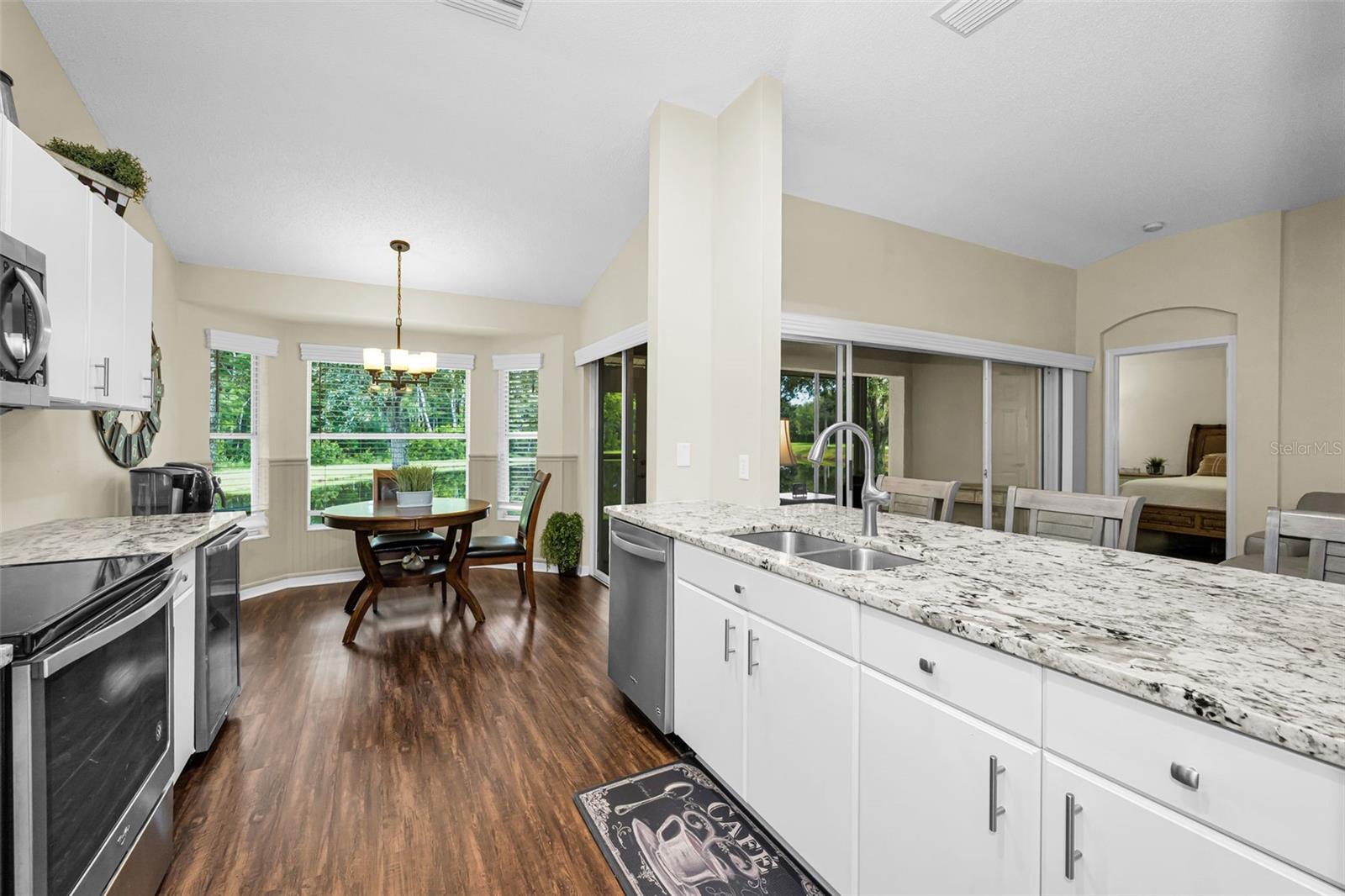 1553 ARLINGTON OAKS CT — photo 16