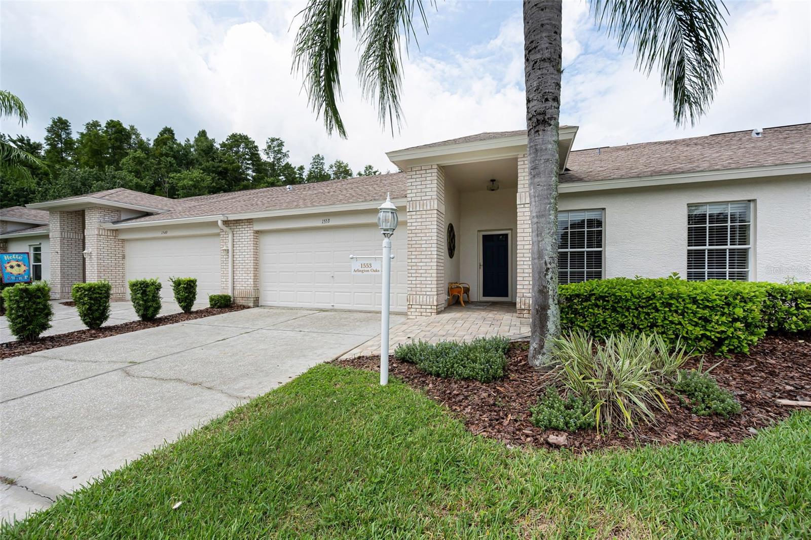 1553 ARLINGTON OAKS CT — photo 2