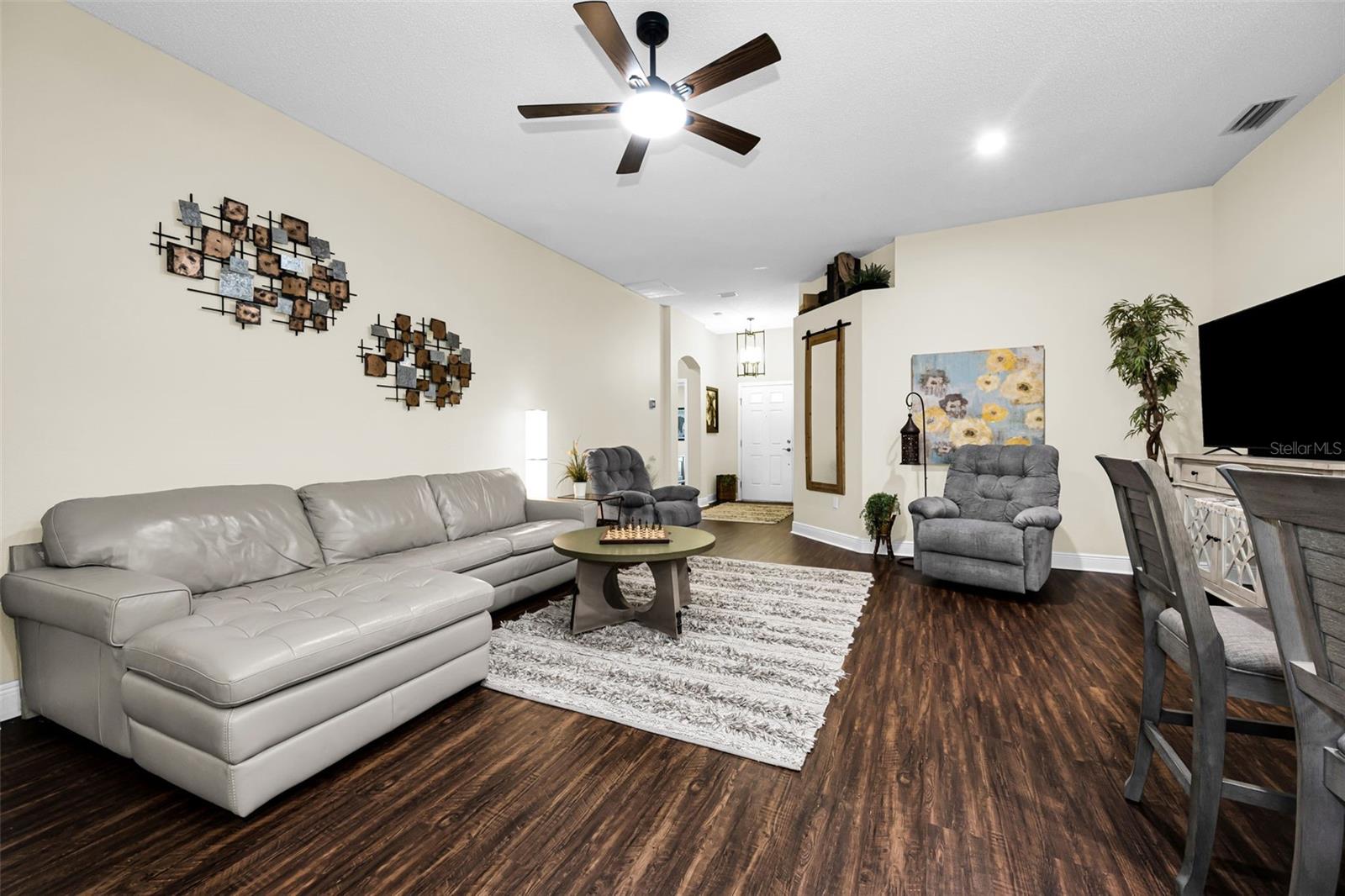 1553 ARLINGTON OAKS CT — photo 10