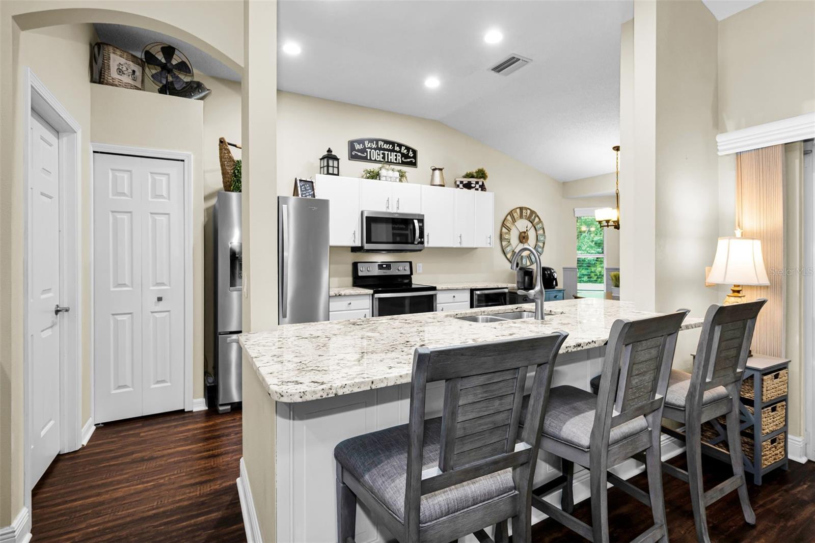 1553 ARLINGTON OAKS CT — photo 14
