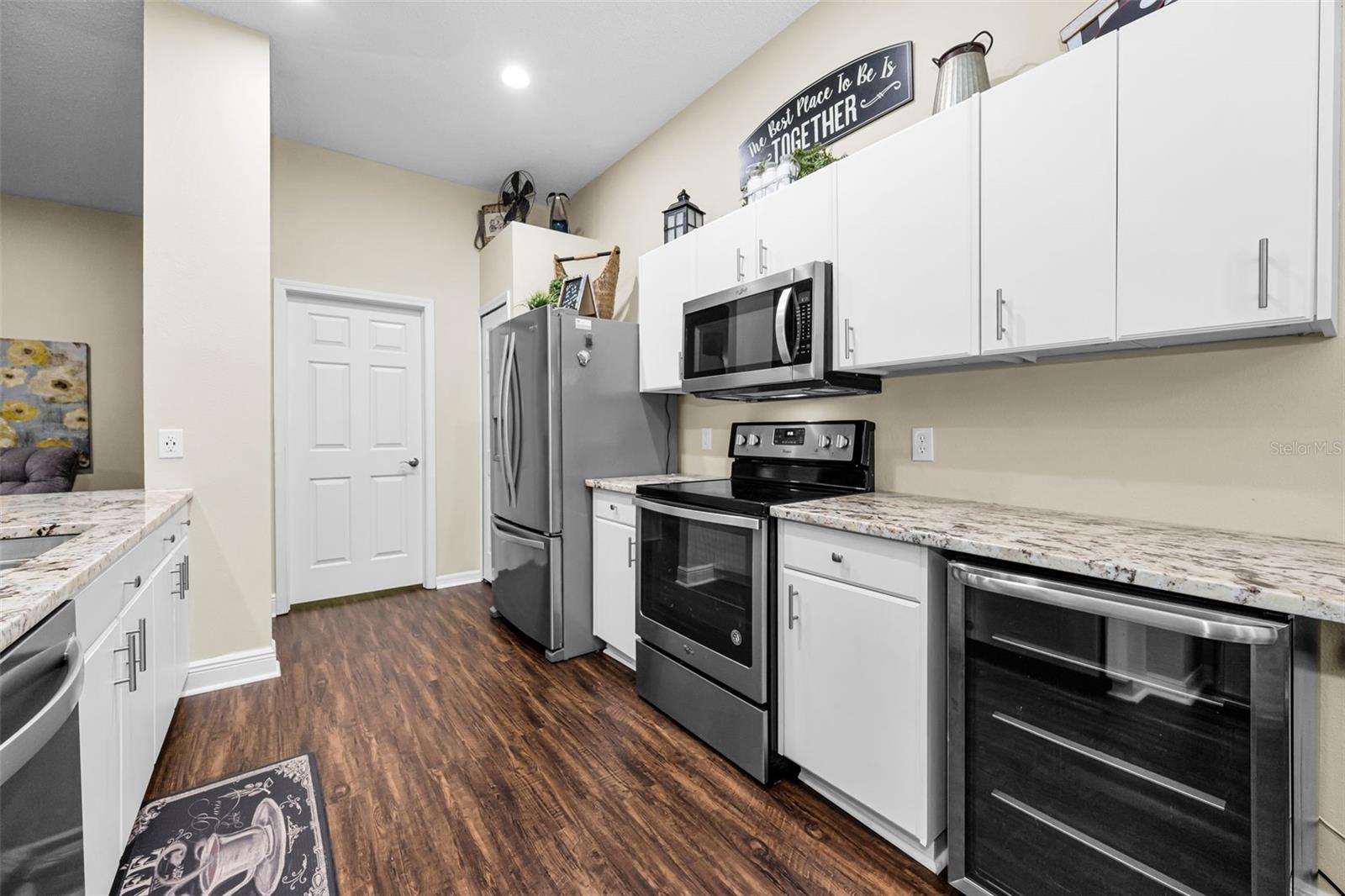 1553 ARLINGTON OAKS CT — photo 18