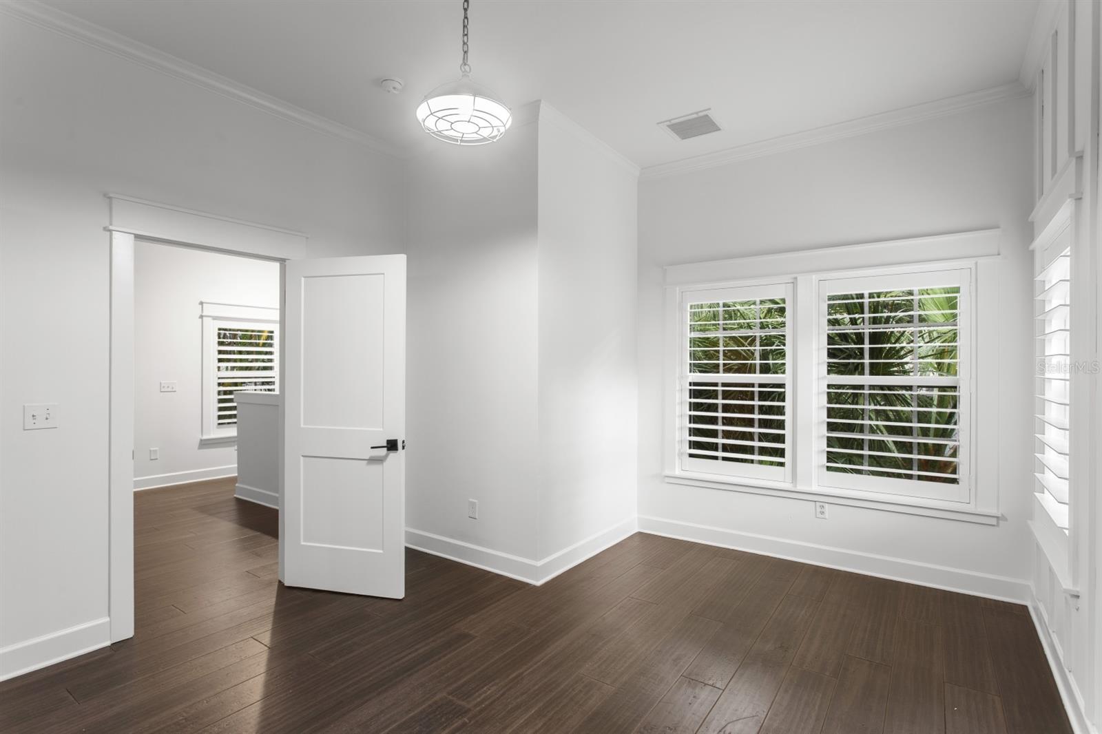4415 W CLEAR AVE — photo 26
