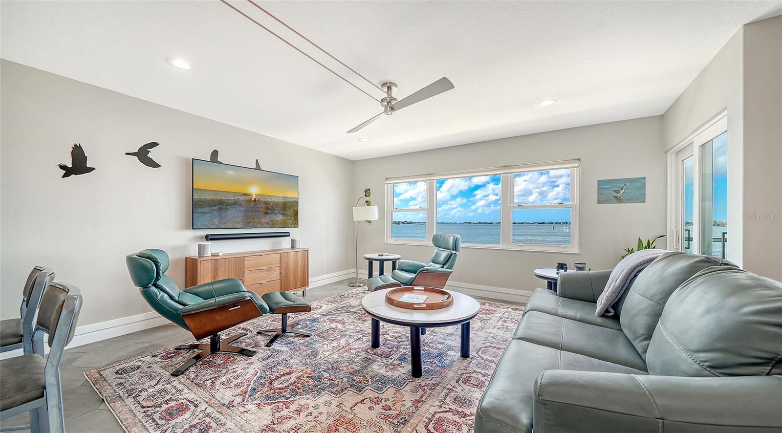 400 GOLDEN GATE PT #22 — photo 4