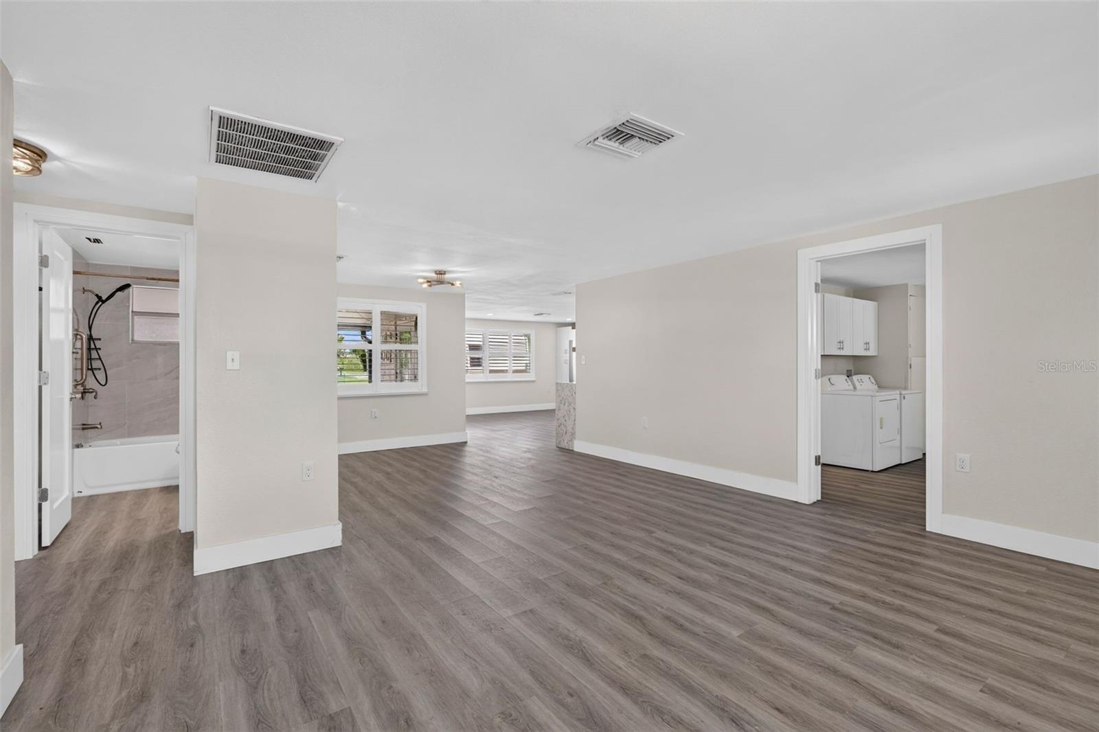 13224 NEPTUNE DR — photo 31