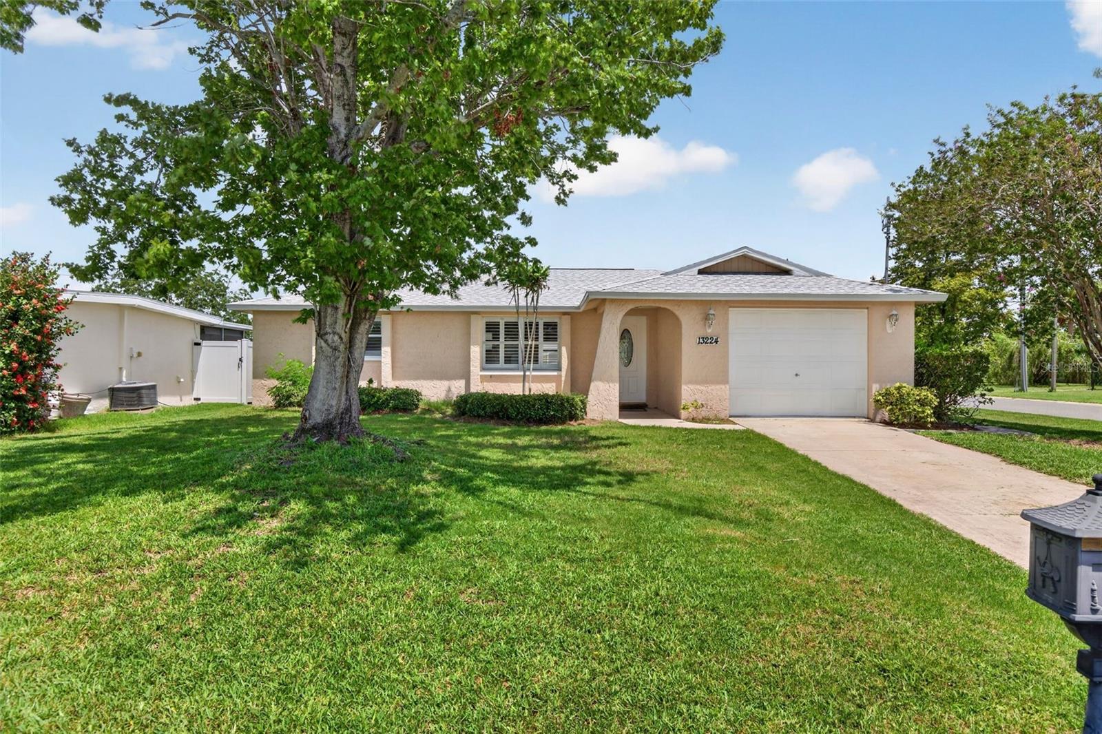13224 NEPTUNE DR — photo 24